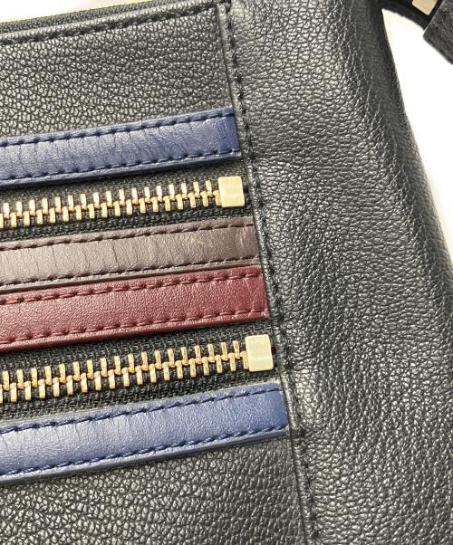 PAUL SMITH（ポールスミス）Paul Smith (ポールスミス) スクエア型ショルダーバッグ ブラックの古着・服飾アイテム