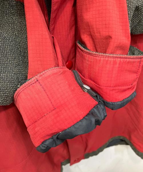BANFF（バンフ）BANFF (バンフ) GORE-TEX マウンテンパーカー レッド×ブラック サイズ:Sの古着・服飾アイテム