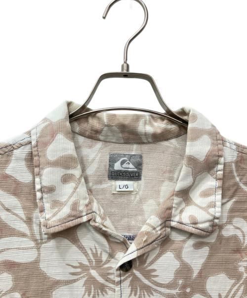 Quiksilver（クイックシルバー）Quiksilver (クイックシルバー) 総柄オープンカラーシャツ ベージュ サイズ:Lの古着・服飾アイテム