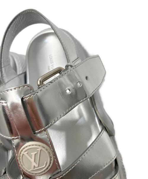 LOUIS VUITTON（ルイ ヴィトン）LOUIS VUITTON (ルイ ヴィトン) アークライト・ライン サンダル シルバー サイズ:36の古着・服飾アイテム