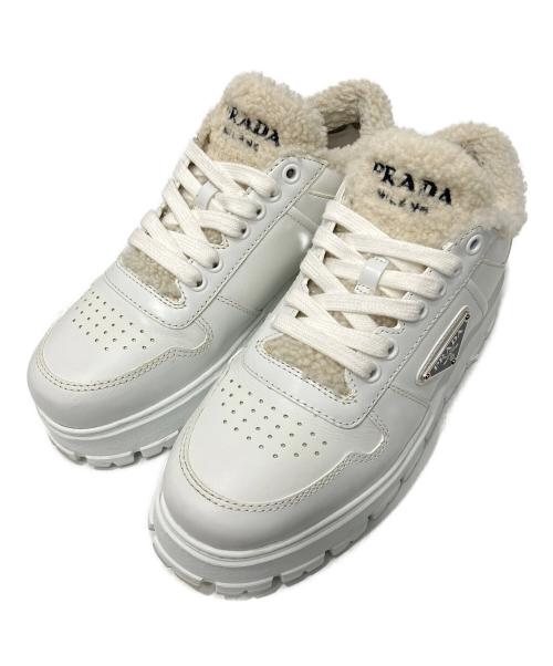 PRADA（プラダ）PRADA (プラダ) トライアングルロゴ レザー スニーカー ホワイト サイズ:37の古着・服飾アイテム