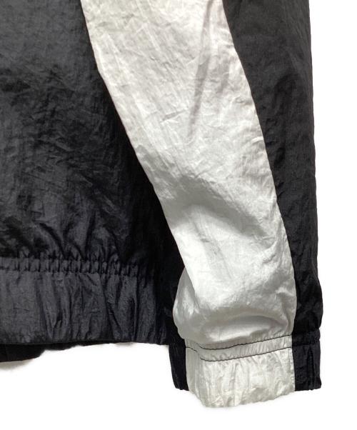 NIKE（ナイキ）NIKE (ナイキ) WOVEN SWOOSH ジャケット（ウーブンスウッシュ） ホワイト×ブラック サイズ:Sの古着・服飾アイテム
