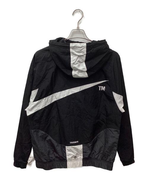 NIKE（ナイキ）NIKE (ナイキ) WOVEN SWOOSH ジャケット（ウーブンスウッシュ） ホワイト×ブラック サイズ:Sの古着・服飾アイテム