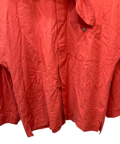 HOMME PLISSE ISSEY MIYAKE（オム プリッセ イッセイ ミヤケ）HOMME PLISSE ISSEY MIYAKE (オム プリッセ イッセイ ミヤケ) STREAMLINE SHIRT（ストリームラインシャツ） オレンジ サイズ:2の古着・服飾アイテム