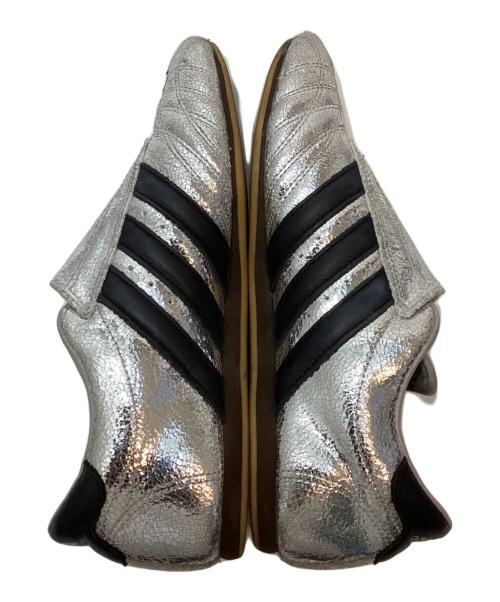 adidas（アディダス）adidas (アディダス) テコンドースニーカー シルバー サイズ:US9の古着・服飾アイテム