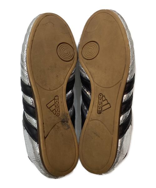adidas（アディダス）adidas (アディダス) テコンドースニーカー シルバー サイズ:US9の古着・服飾アイテム