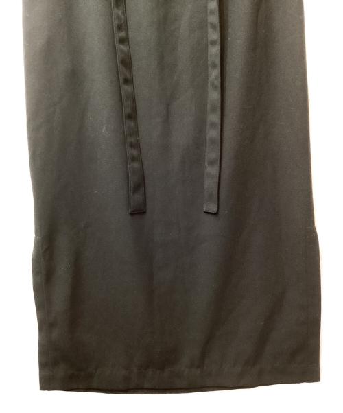tricot COMME des GARCONS（トリココムデギャルソン）tricot COMME des GARCONS (トリココムデギャルソン) ベルテッドサイドスリットロングスカート ブラック サイズ:Sの古着・服飾アイテム