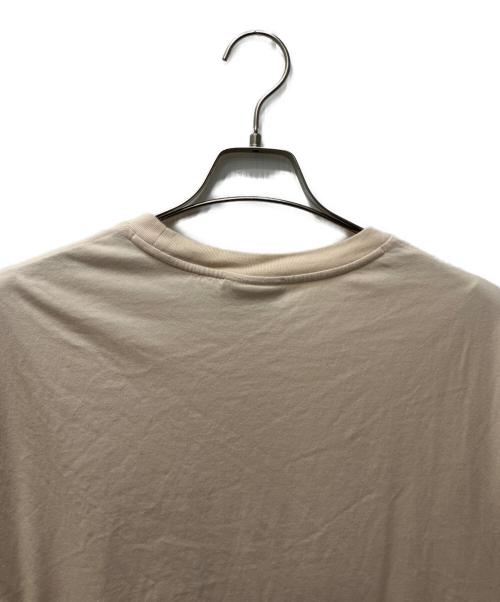 maison kitsune（メゾンキツネ）MAISON KITSUNE (アシッドメゾンキツネ) Speedy Fox PATCH COMFORT TEE-SHIRT ベージュ サイズ:Lの古着・服飾アイテム