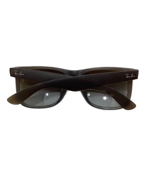 RAY-BAN（レイバン）RAY-BAN (レイバン) JUSTIN CLASSIC グレーの古着・服飾アイテム