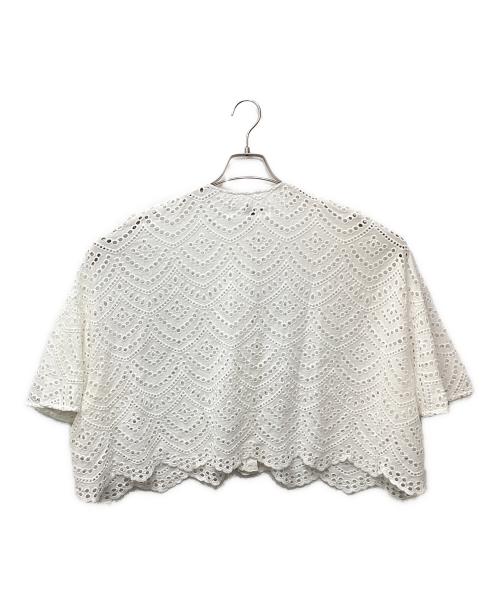 pual ce cin（ピュアルセシン）pual ce cin (ピュアルセシン) スカラップレースフレアスリーブブラウス ホワイト サイズ:FREEの古着・服飾アイテム