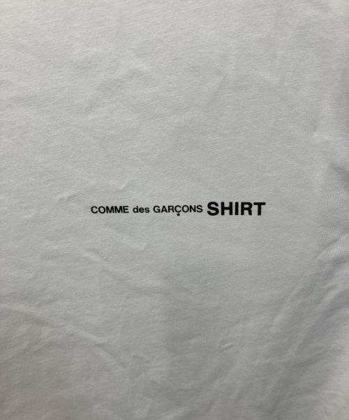 COMME des GARCONS SHIRT（コムデギャルソンシャツ）COMME des GARCONS SHIRT cotton jersey plain with front print logo/コットンジャージープレーンウィズフロントプリントロゴ カットソー ホワイト サイズ:Xの古着・服飾アイテム