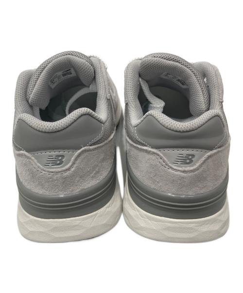 NEW BALANCE（ニューバランス）NEW BALANCE (ニューバランス) Fresh Foam X Walking 880 v7 スニーカー グレー サイズ:US9.5の古着・服飾アイテム