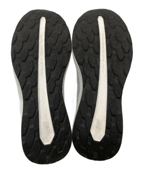 NEW BALANCE（ニューバランス）NEW BALANCE (ニューバランス) Fresh Foam X Walking 880 v7 スニーカー グレー サイズ:US9.5の古着・服飾アイテム