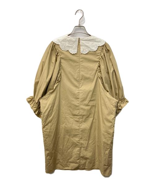 maison marble（メゾン マーブル）maison marble (メゾン マーブル) レースカラーワンピース カーキ サイズ:FREEの古着・服飾アイテム