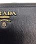 中古・古着 PRADA (プラダ) ラウンド ジップウォレット ブラック：6000円