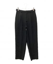 MACPHEE（マカフィー）の古着「バックサテンジョーゼットタックテーパードパンツ」｜ブラック
