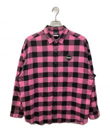 F.C.R.B.（エフシーレアルブリストル）の古着「BIG LOGO FLANNEL BAGGY SHIRT/ビッグロゴフランネルバギーシャツ」｜ブラック×ピンク