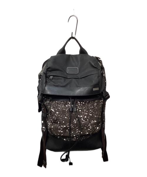 TUMI（トゥミ）TUMI (トゥミ) Kinser フラップバックパック ブラック×ブラウンの古着・服飾アイテム