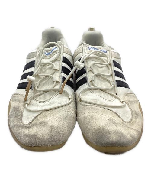adidas（アディダス）adidas (アディダス) Bad Bunny (バッドバニー) BALLERINA OFF WHITE/CORE BLACK/GUM ホワイト サイズ:US9 1/2の古着・服飾アイテム