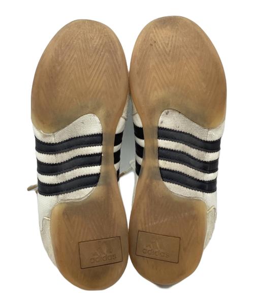 adidas（アディダス）adidas (アディダス) Bad Bunny (バッドバニー) BALLERINA OFF WHITE/CORE BLACK/GUM ホワイト サイズ:US9 1/2の古着・服飾アイテム