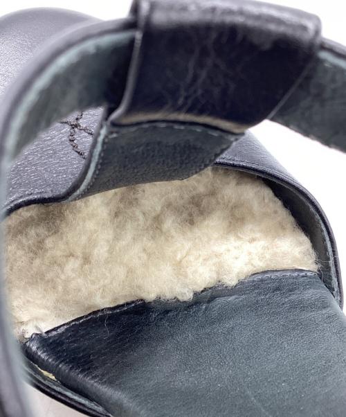 UGG（アグ）UGG (アグ) ウェッジソールサンダル ブラック サイズ:23cmの古着・服飾アイテム