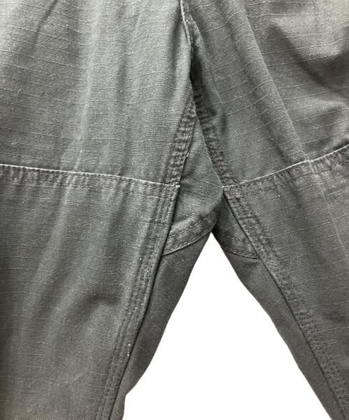 CarHartt（カーハート）CarHartt (カーハート) リップストップカーゴワークパンツ ブラック サイズ:W30の古着・服飾アイテム