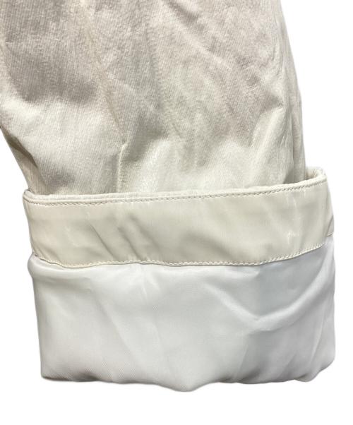 THROW（スロー）THROW (スロー) PUFFER SHINY COLLAR コート アイボリー サイズ:FREEの古着・服飾アイテム