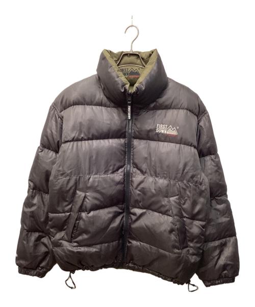 FIRST DOWN（ファーストダウン）FIRST DOWN (ファーストダウン) リバーシブルダウンジャケット チャコールグレー×カーキ サイズ:２Lの古着・服飾アイテム
