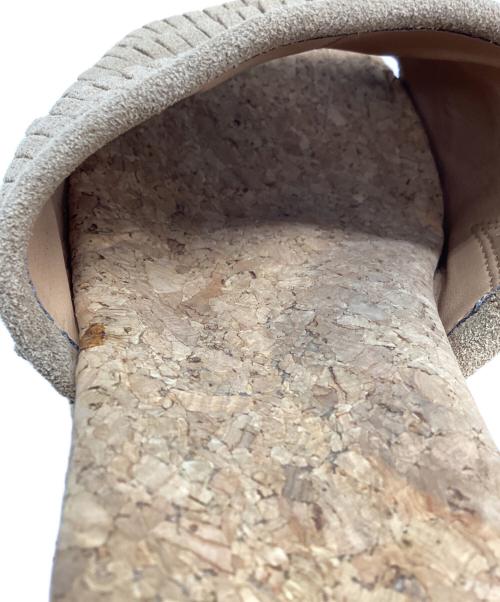 UGG（アグ）UGG (アグ) ウェッジソールサンダル アイボリー サイズ:23.5cmの古着・服飾アイテム