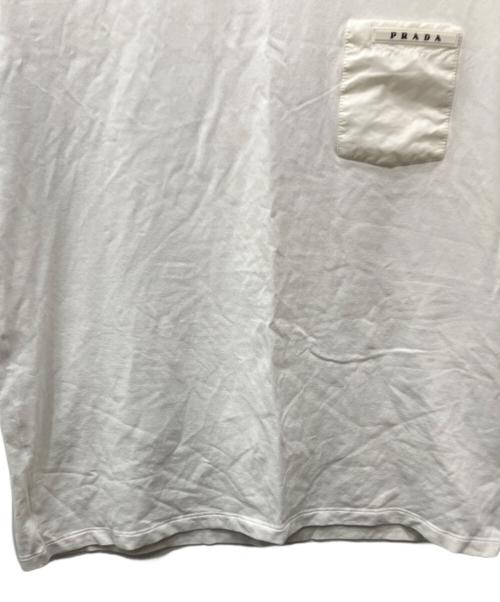 PRADA（プラダ）PRADA (プラダ) ラバーロゴポケットTシャツ ホワイト サイズ:XLの古着・服飾アイテム