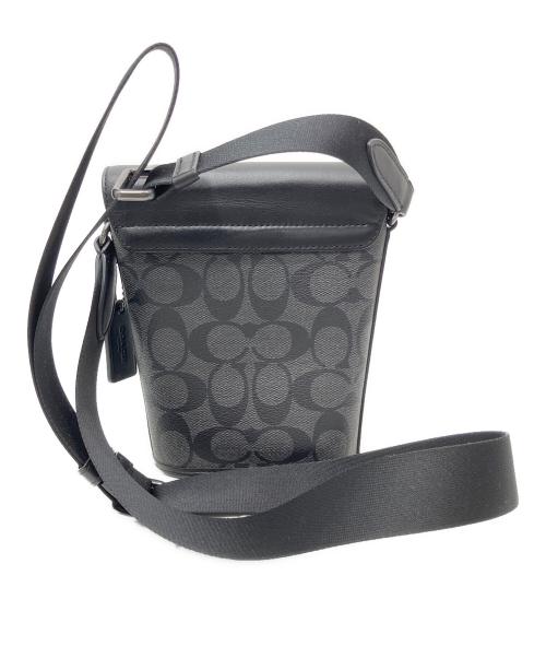 COACH（コーチ）COACH (コーチ) Track Small Flap Crossbody(トラックスモールフラップクロスボディ) ブラックの古着・服飾アイテム