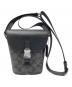 COACH（コーチ）の古着「Track Small Flap Crossbody(トラックスモールフラップクロスボディ)」｜ブラック