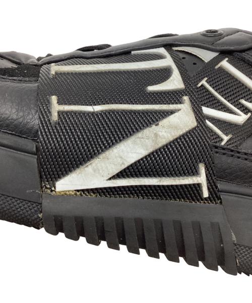 VALENTINO（ヴァレンティノ）VALENTINO (ヴァレンティノ) ローカットスニーカー ブラック サイズ:採寸参照の古着・服飾アイテム