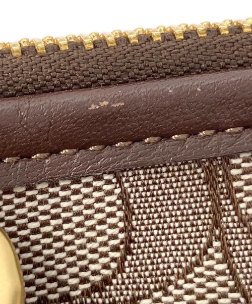 COACH（コーチ）COACH (コーチ) マルチファンクション クロスボディ ウィズ ディンキー ベージュの古着・服飾アイテム