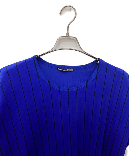 ISSEY MIYAKE MEN（イッセイミヤケメン）ISSEY MIYAKE MEN (イッセイミヤケメン) ストライププリーツTシャツ ブルー サイズ:4の古着・服飾アイテム