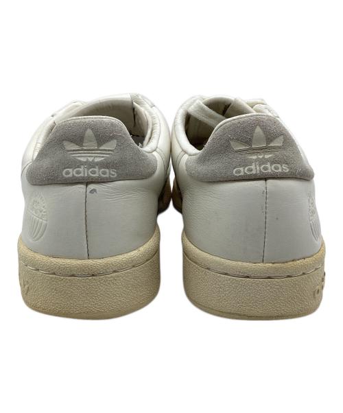 adidas（アディダス）adidas (アディダス) コンチネンタルスニーカー ベージュ サイズ:25cmの古着・服飾アイテム