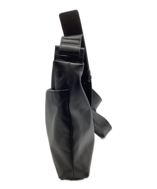 ear PAPILLONNER（イアパピヨネ）ear PAPILLONNER (イアパピヨネ) 2WAY レザーショルダーバッグ ブラックの古着・服飾アイテム