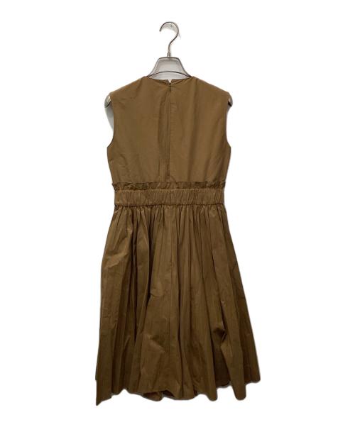 RED VALENTINO（レッドヴァレンティノ）RED VALENTINO (レッドヴァレンティノ) ノースリーブワンピース ベージュ サイズ:38の古着・服飾アイテム