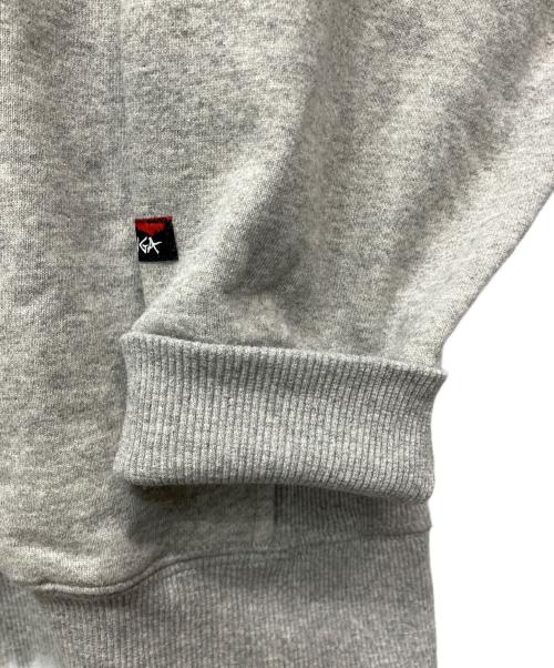 NANGA（ナンガ）NANGA (ナンガ) ECO HYBRID MINI BOX LOGO EMBROIDERY SWEATSHIRT グレー サイズ:Lの古着・服飾アイテム