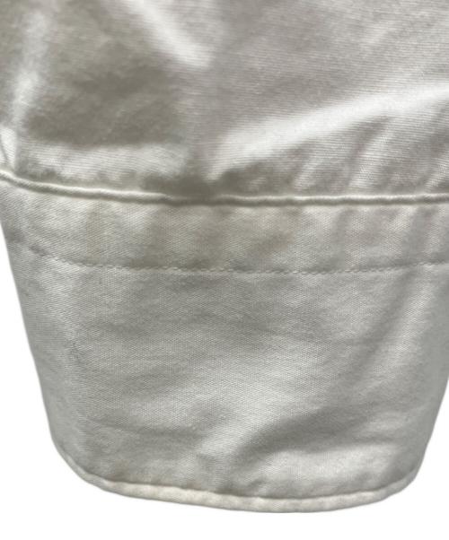COMME des GARCONS HOMME PLUS（コムデギャルソンオムプリュス）COMME des GARCONS HOMME PLUS (コムデギャルソンオムプリュス) バックボタンプリントシャツ ホワイト サイズ:Sの古着・服飾アイテム