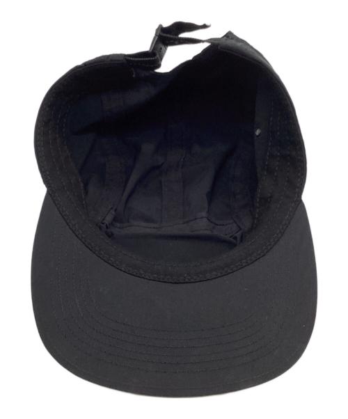 SUPREME（シュプリーム）Supreme (シュプリーム) Holographic Logo Camp Cap（ホログラフィックロゴキャンプキャップ） ブラックの古着・服飾アイテム