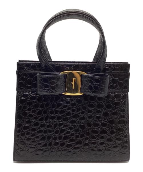 Salvatore Ferragamo（サルヴァトーレ フェラガモ）Salvatore Ferragamo (サルヴァトーレ フェラガモ) ヴァラリボンハンドバッグ ブラックの古着・服飾アイテム