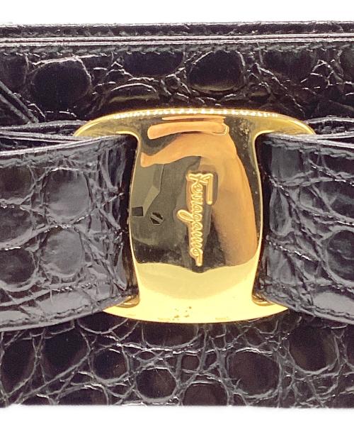 Salvatore Ferragamo（サルヴァトーレ フェラガモ）Salvatore Ferragamo (サルヴァトーレ フェラガモ) ヴァラリボンハンドバッグ ブラックの古着・服飾アイテム