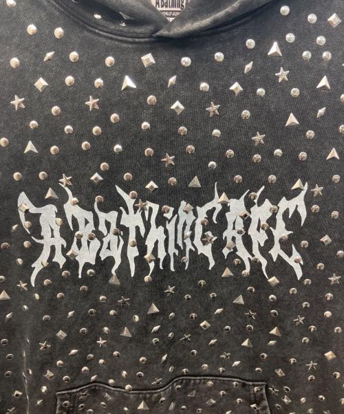 A BATHING APE（アベイシングエイプ）A BATHING APE (アベイシングエイプ) Studded Logo Relaxed Fit Pullover Hoodie/スタッズロゴリラックスフィットプルオーバーフーディー ブラック サイズ:2XLの古着・服飾アイテム