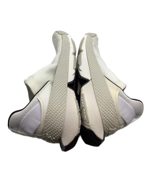 NIKE（ナイキ）NIKE (ナイキ) Go Flyease スニーカー ホワイト サイズ:US8.5の古着・服飾アイテム