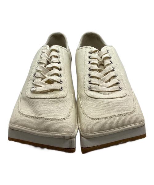FOOT INDUSTRY（フットインダストリー）foot industry (フットインダストリー) スクエアトゥースニーカー アイボリー サイズ:39の古着・服飾アイテム