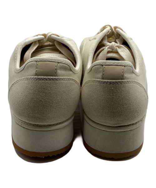 FOOT INDUSTRY（フットインダストリー）foot industry (フットインダストリー) スクエアトゥースニーカー アイボリー サイズ:39の古着・服飾アイテム