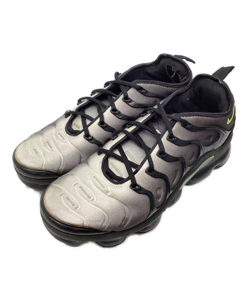 NIKE（ナイキ）NIKE (ナイキ) Air Vapormax Plus スニーカー　(エア　ヴェイパーマックス　プラススニーカー) ホワイト×ブラック サイズ:26cmの古着・服飾アイテム