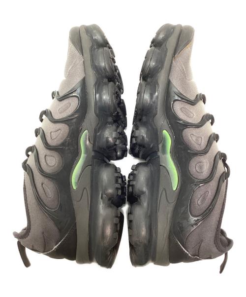 NIKE（ナイキ）NIKE (ナイキ) Air Vapormax Plus スニーカー　(エア　ヴェイパーマックス　プラススニーカー) ホワイト×ブラック サイズ:26cmの古着・服飾アイテム