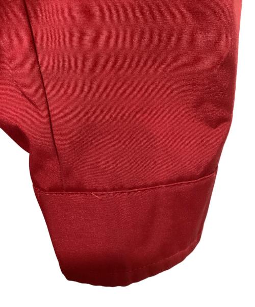 LEVI'S（リーバイス）LEVI'S (リーバイス) Hooded Waterproof Arctic Cloth Rain Jacket　「フーディッド・ウォータープルーフ・アークティック・クロス・レイン・ジャケット」 レッド サイズ:XLの古着・服飾アイテム